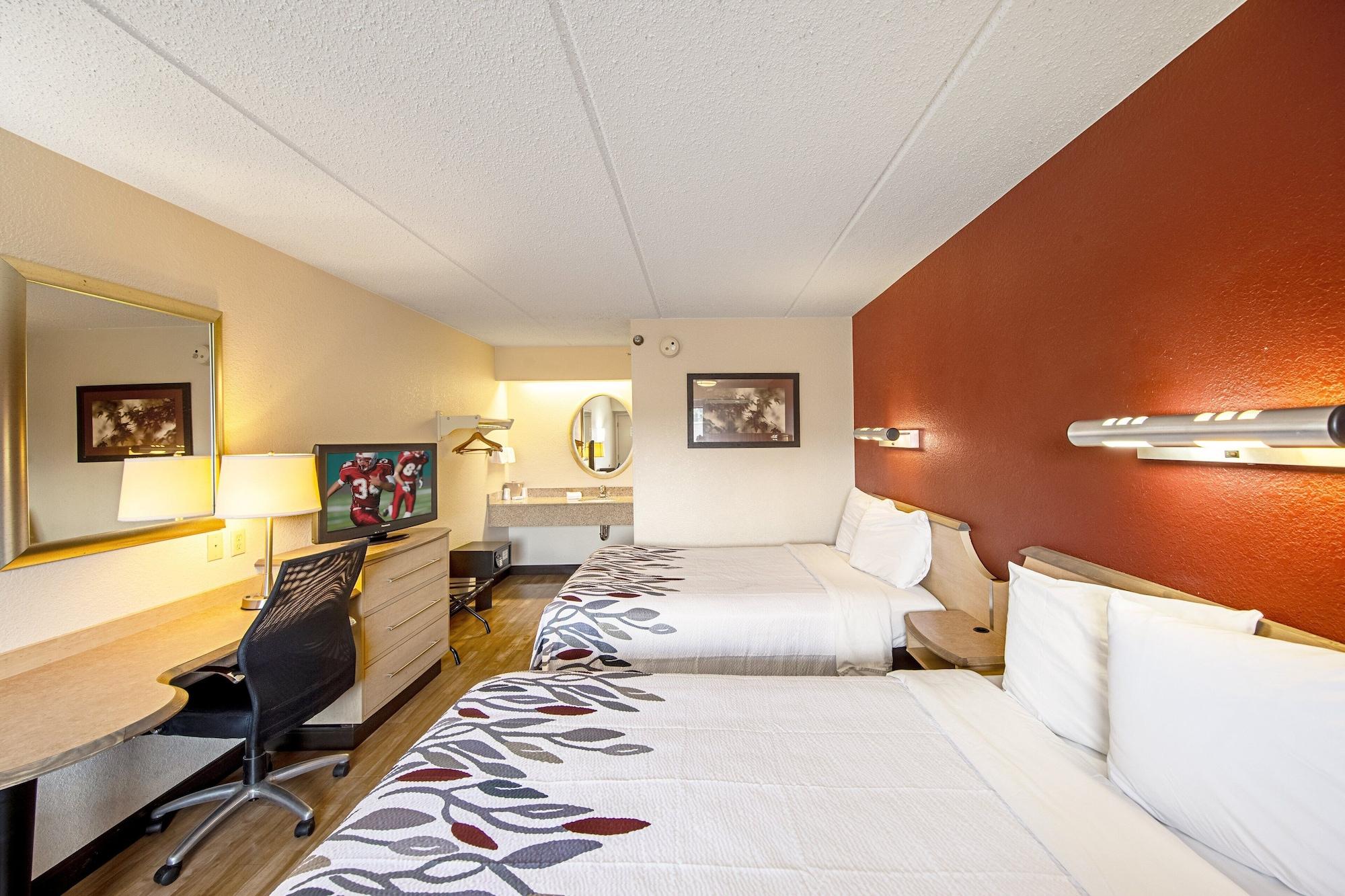 Red Roof Inn Canton Esterno foto