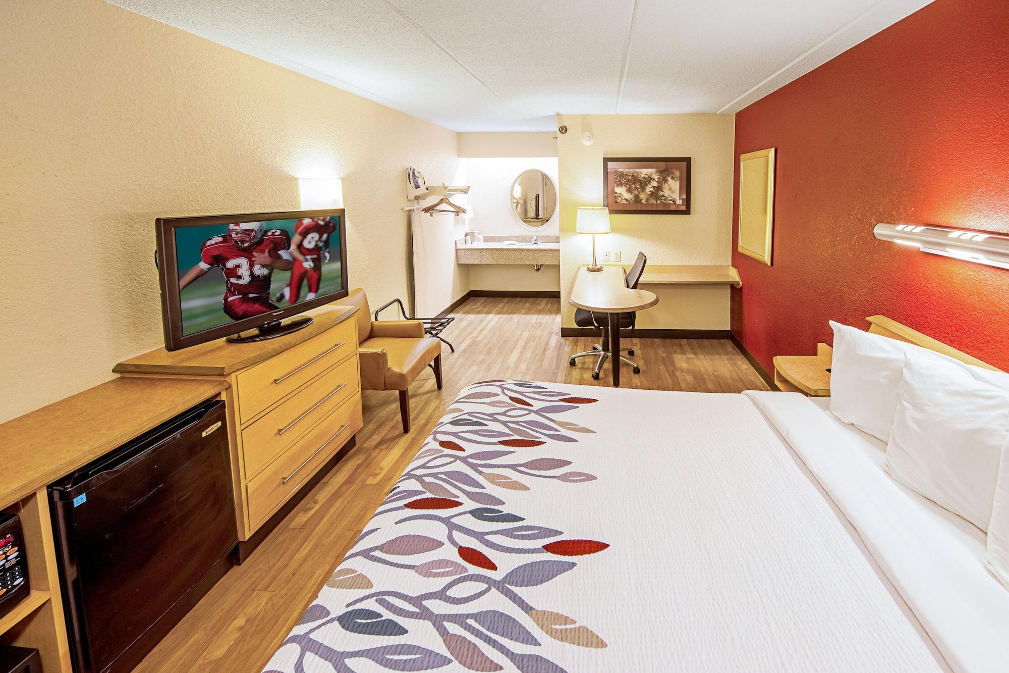 Red Roof Inn Canton Esterno foto