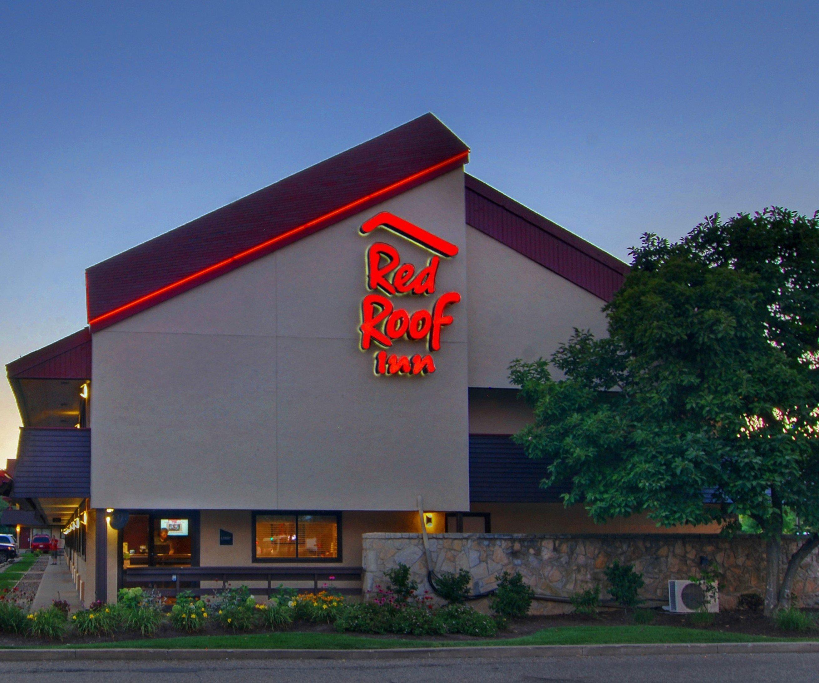Red Roof Inn Canton Esterno foto